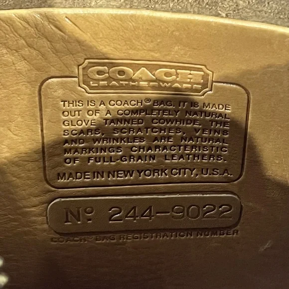 COACH :: CLUTCH - Picture 11 of 15